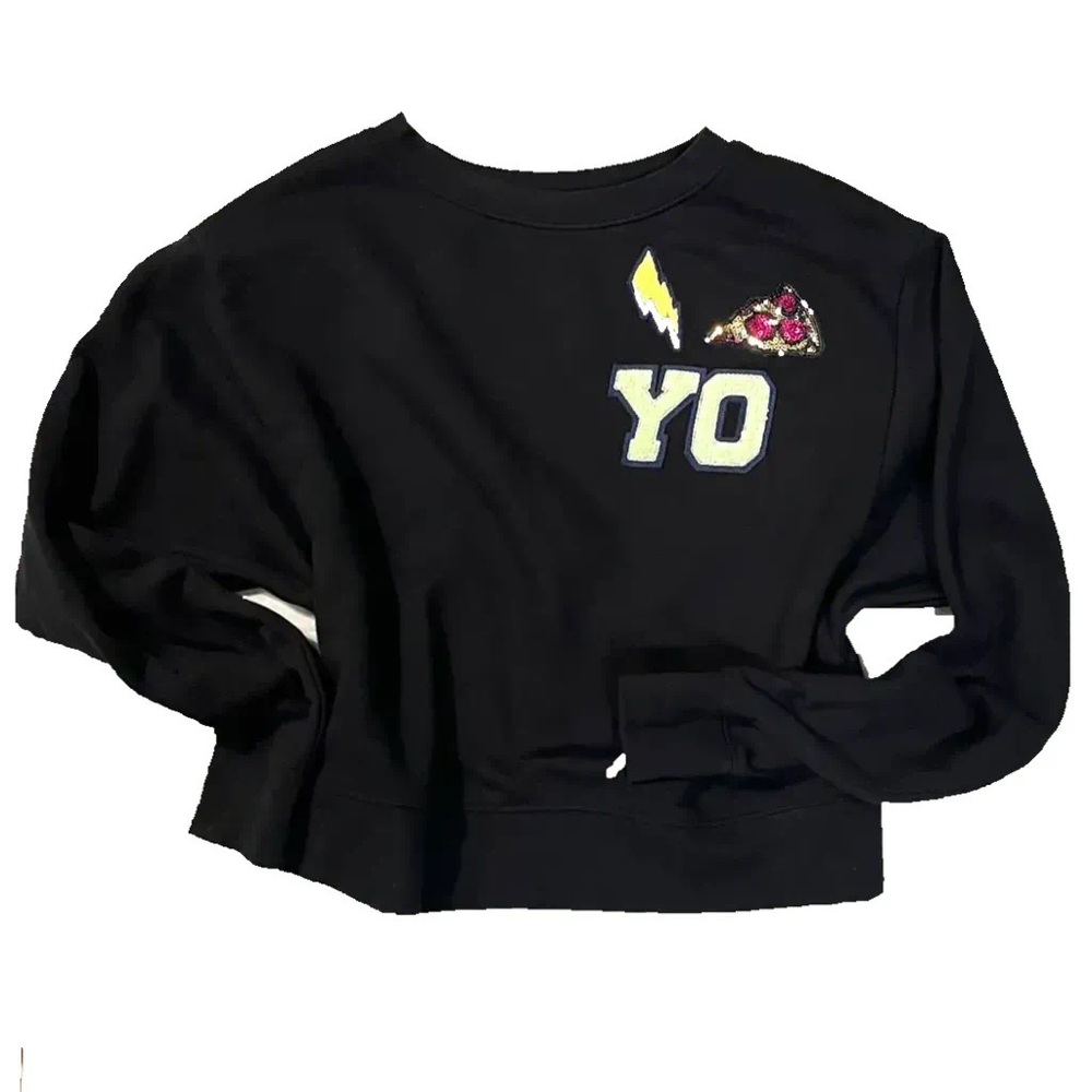 Target Mossimo patch embellished crew neck cropped black sweater NWOT 🍕 ⚡️